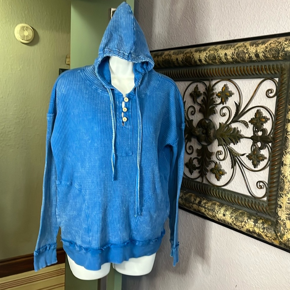 Zenana Outfitters Blue Hoodie Sweatshirt- waffle material Sz S💙